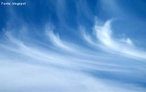 So as nuvens mais altas (8 km ou mais de altitude) e apresentam aspecto fibroso. </br></br> Palavras-chave: Cirrus. Nuvens. Atmosfera. Pprecipitao. Tempo. Clima. 