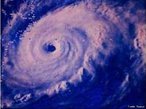 Furaco, tufo e ciclone so nomes regionais para fortes ciclones tropicais. Os meteorologistas chamam de ciclones tropicais as grandes quantidades de ar com baixa presso atmosfrica que se movem de forma organizada sobre os mares da regio equatorial da Terra. A imagem  do Furaco Anita que ficou ativo de 29 de agosto a 3 de setembro de 1977, e foi considerado de Categoria 5 pela Escala de Furaces de <em>Saffir-Simpson</em> com ventos de 270 km/h. </br></br> Palavras-chave: Furaco. Ciclone. Ventos. Tempestade. Saffir-Simpson. 